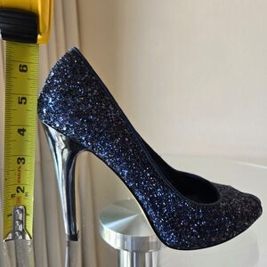 Elegant Navy Blue Glitter Heels